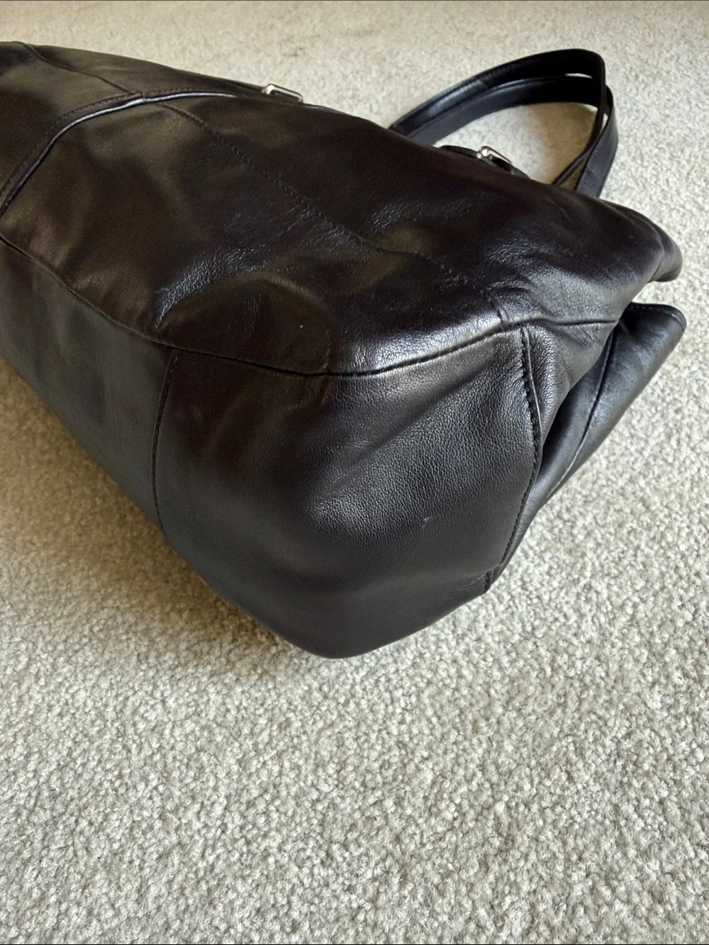 Authentic Coach Chelsea-Jayden Carryall Black Leather Zip Snap Closure w/Creed